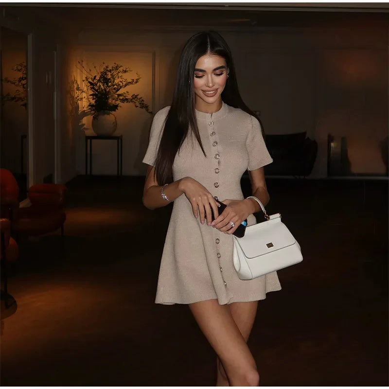 Vestido acampanado de punto con contraste blanco para mujer, Vestidos elegantes de manga corta con botones, minivestidos informales de verano 2025, novedad