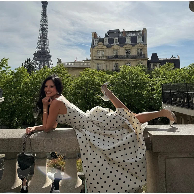 Vestido de fiesta elegante de lunares y cintura alta, batas con tirantes y espalda descubierta a la moda con cuello cuadrado, batas para vacaciones femeninas de verano 2025