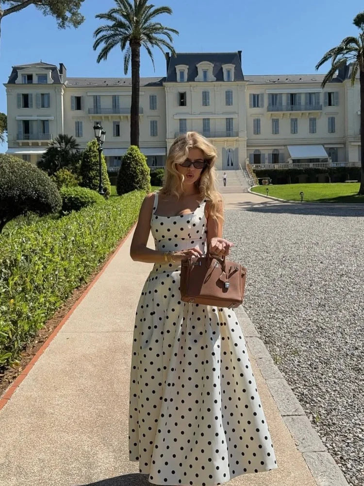 Vestido de fiesta elegante de lunares y cintura alta, batas con tirantes y espalda descubierta a la moda con cuello cuadrado, batas para vacaciones femeninas de verano 2025