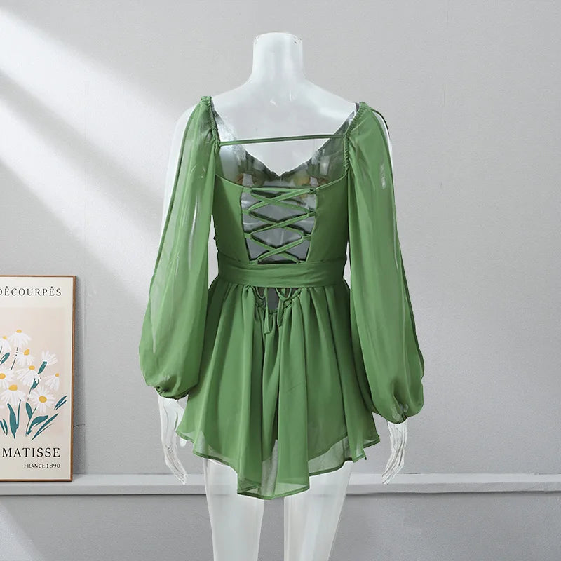 Minivestido plisado verde sexi para mujer, vestidos elegantes con cuello en V y manga larga divididos, vestidos acampanados de verano 2025, batas lisas con cordones y espalda descubierta para mujer